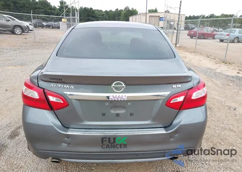 2016 Nissan Altima 2.5 Sr z USA, uszkodzony, nr VIN 1N4AL3AP2GC271651
